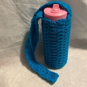 Water bottle holder. Handmade.